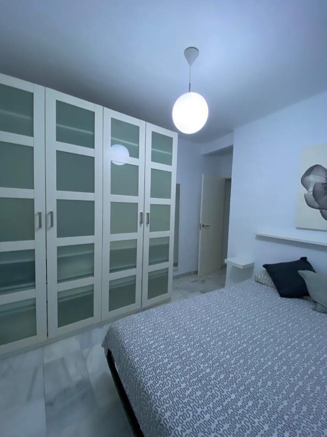 Beautiful Apartment In Historic City Center เซบีญา ภายนอก รูปภาพ